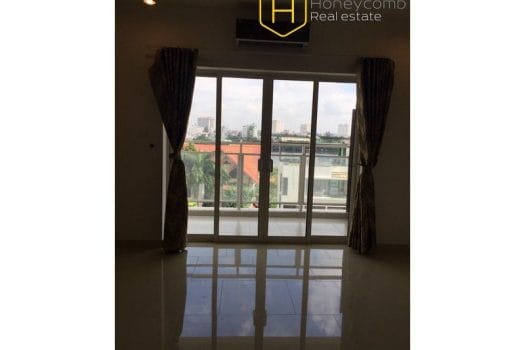 RG54 www.honeycomb.vn 3 result Are you seeking an unfurnished 3 bedroom-apartment with nice view in River Garden ?