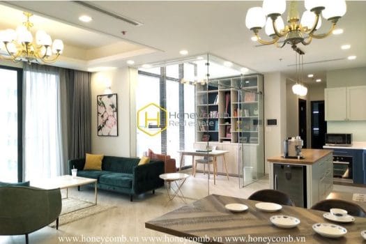 VGR183 www.honeycomb 2 result 1 3 August VGR183 www.honeycomb 2 result 1 Light-filled charm PENTHOUSE in Vinhomes Golden River – REAL LIFE version of your DREAM house