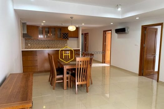 RG73 www.honeycomb.vn 5 result Semi-furnished apartment with simplified style for rent in River Garden