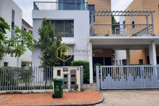 2V207 www.honeycomb 1 result 28 July 2V207 www.honeycomb 1 result Let's inspire your creation with this unfurnished and shiny Villa in District 2