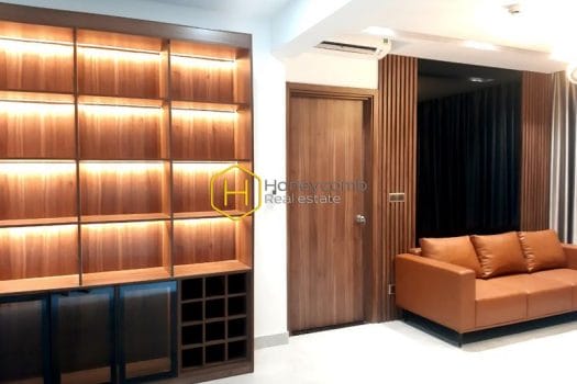 FEV114 6 result 1 August FEV114 6 result Tour the Feliz En Vista duplex designed with cool organic modern style