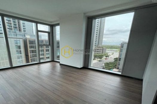 EC141 2 result 20 October EC141 2 result Airy and well-lit apartment is waiting for you to rent at Empire City