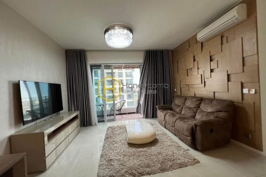 EH 9 result Estella Heights apartment- a luxurious living space and a great place to work.