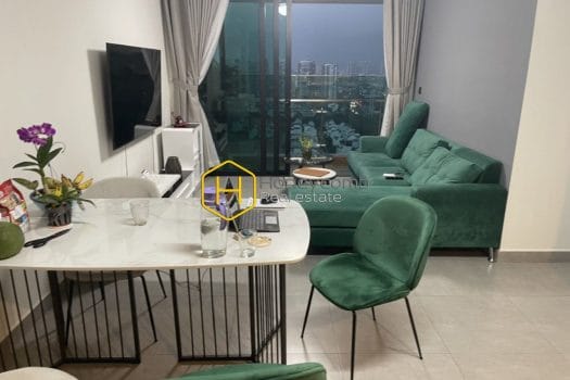 FEV C 2904 14 result Owning a view worth billions of dollars in Feliz En Vista apartment