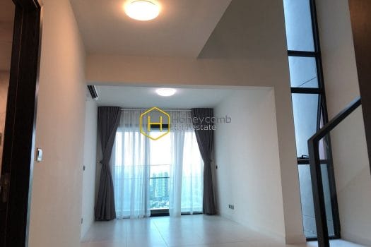 FEV A 3003 16 result Spacious unfurnished duplex apartment with bright layout for rent in Feliz En Vista