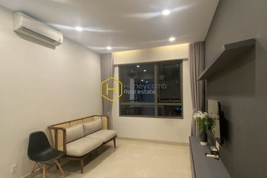 z4293423329787 b6d29d6c1681aaa66f1b94f38b395cc5 result 1-bedroom apartment in Masteri Thao Dien for rent