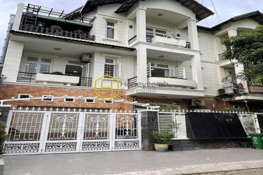 2V 18A Dng S 43 id 60158 7 result High class living in this deluxe villa for rent at District 2