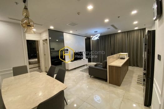 VGR A4 2908 3 result Well lit apartment with delicated wooden interiors and spectacular city view in Vinhomes Golden River